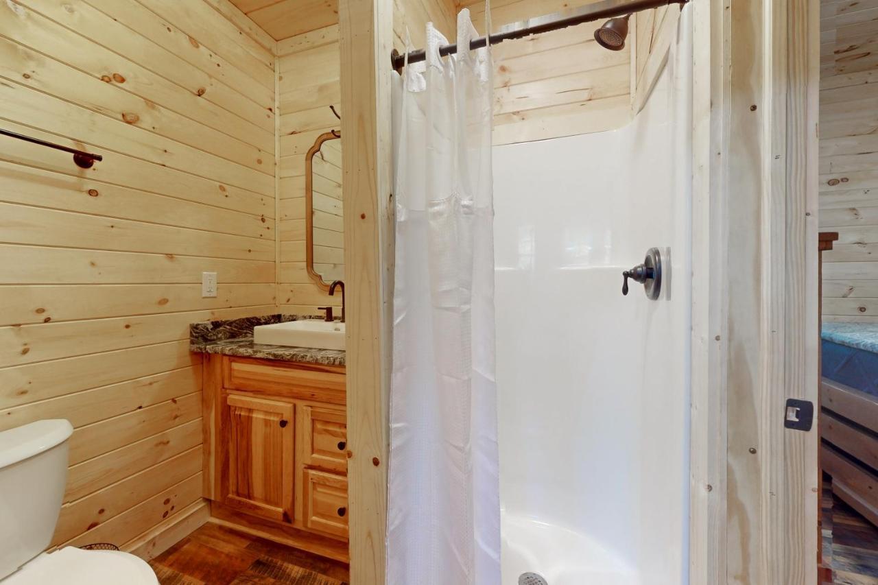 Whiskey Barrel Retreat Villa Sevierville Exterior foto