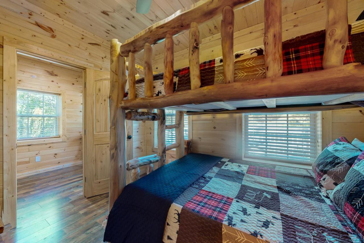 Whiskey Barrel Retreat Villa Sevierville Exterior foto